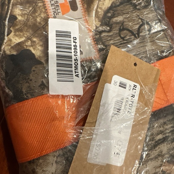 ATMOS x RUSSELL x REALTREE Edge Camo Tote Bag 14x13x4” NWT $50 - Picture 7 of 7
